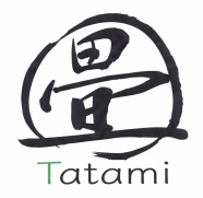左の文字と円をデータ化して、合体させ、下にローマ字をつけて、ロゴマーク風にしました➡️